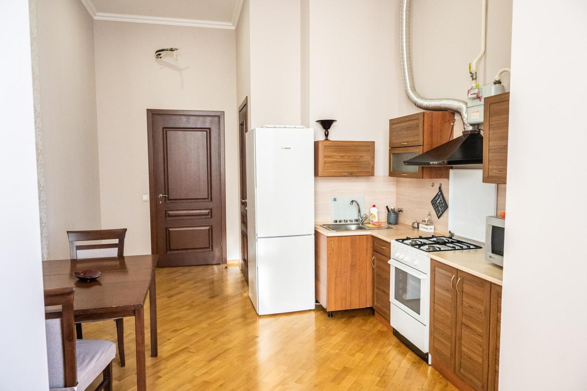 Мансарда & Апартаменти В Центрі Ivano-Frankivsk Buitenkant foto